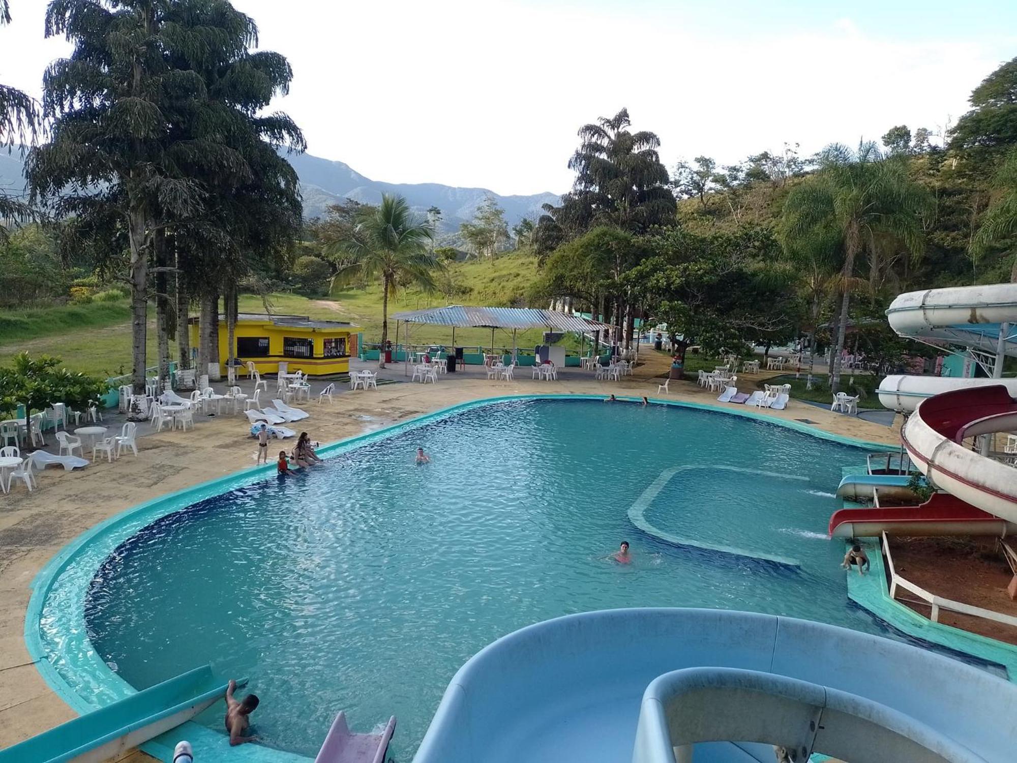 Old West Water Park * Santo Antonio do Pinhal